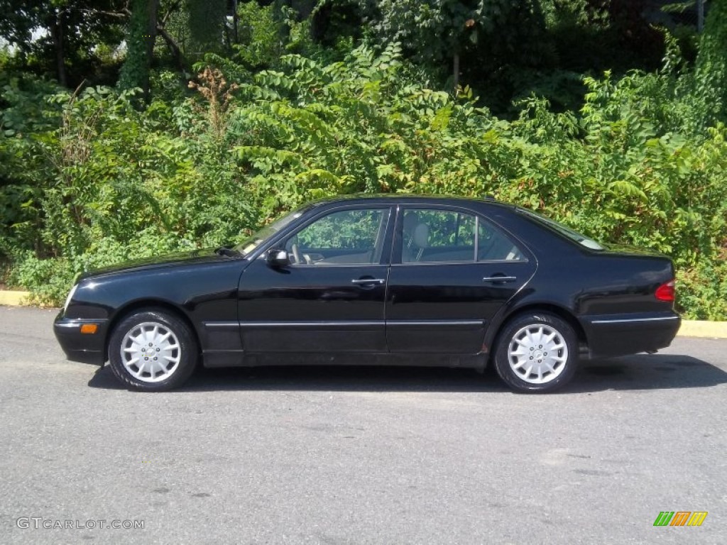 Black 2000 Mercedes-Benz E 320 4Matic Sedan Exterior Photo #52567535