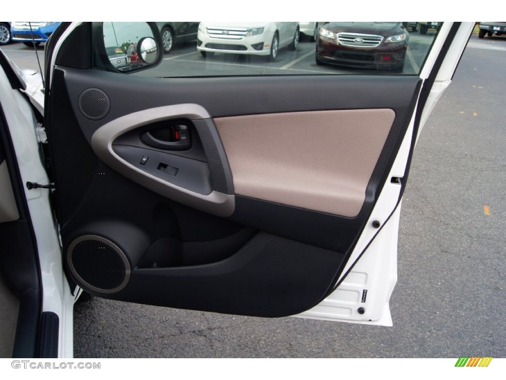2006 Toyota RAV4 V6 4WD Taupe Door Panel Photo #52567733