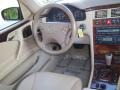 Black - E 320 4Matic Sedan Photo No. 21