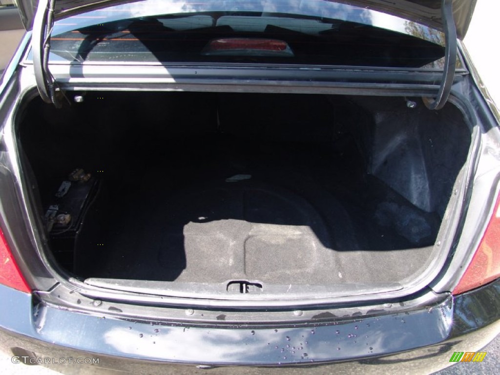 2005 Kia Spectra LX Sedan Trunk Photo #52570370