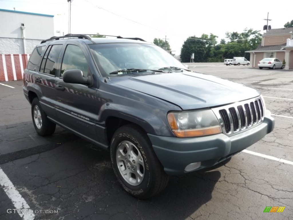 Steel Blue Pearl Jeep Grand Cherokee