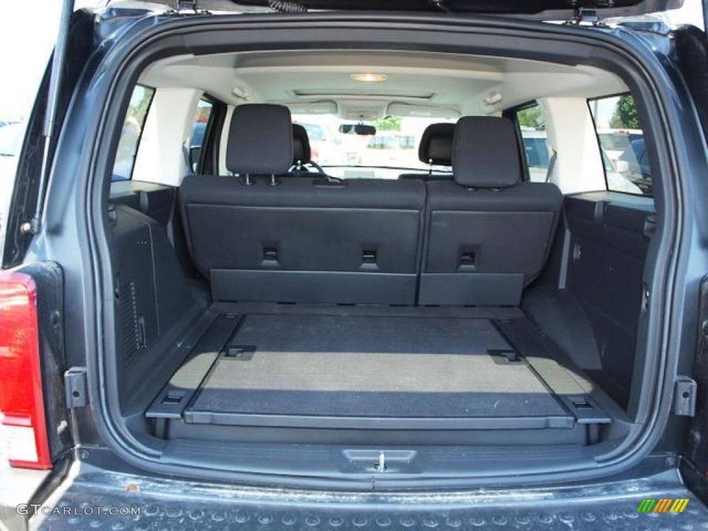 2010 Dodge Nitro Heat 4x4 Trunk Photos