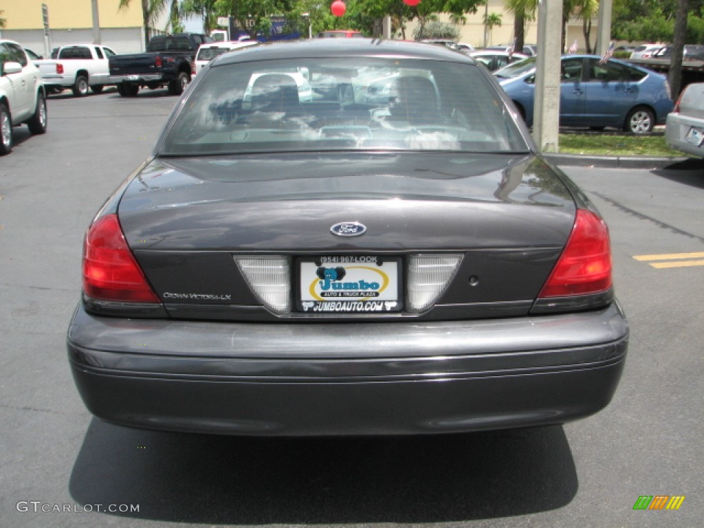 2004 Crown Victoria LX - Midnight Grey Metallic / Dark Charcoal photo #8