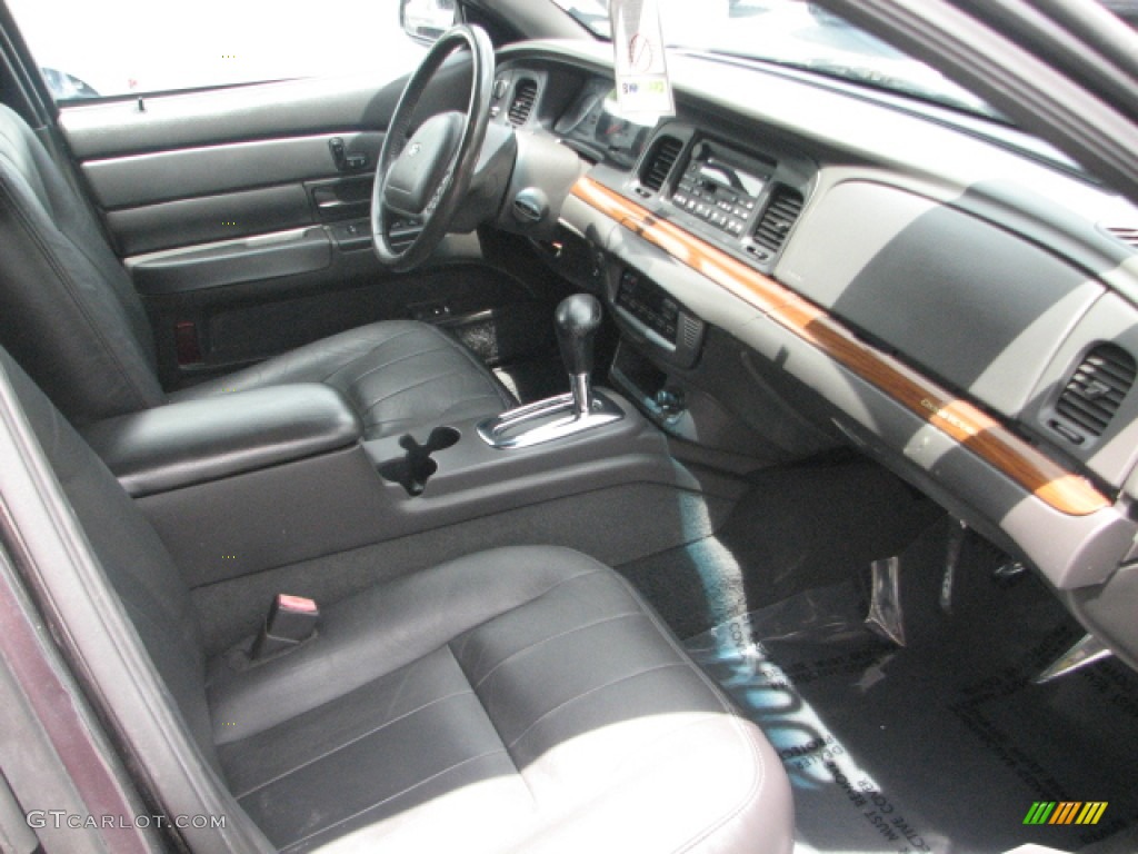 Dark Charcoal Interior 2004 Ford Crown Victoria LX Photo #52575158