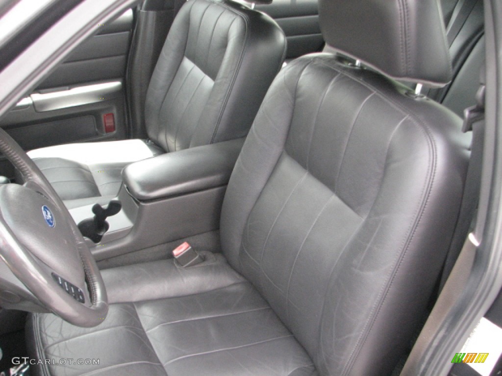 Dark Charcoal Interior 2004 Ford Crown Victoria LX Photo #52575251