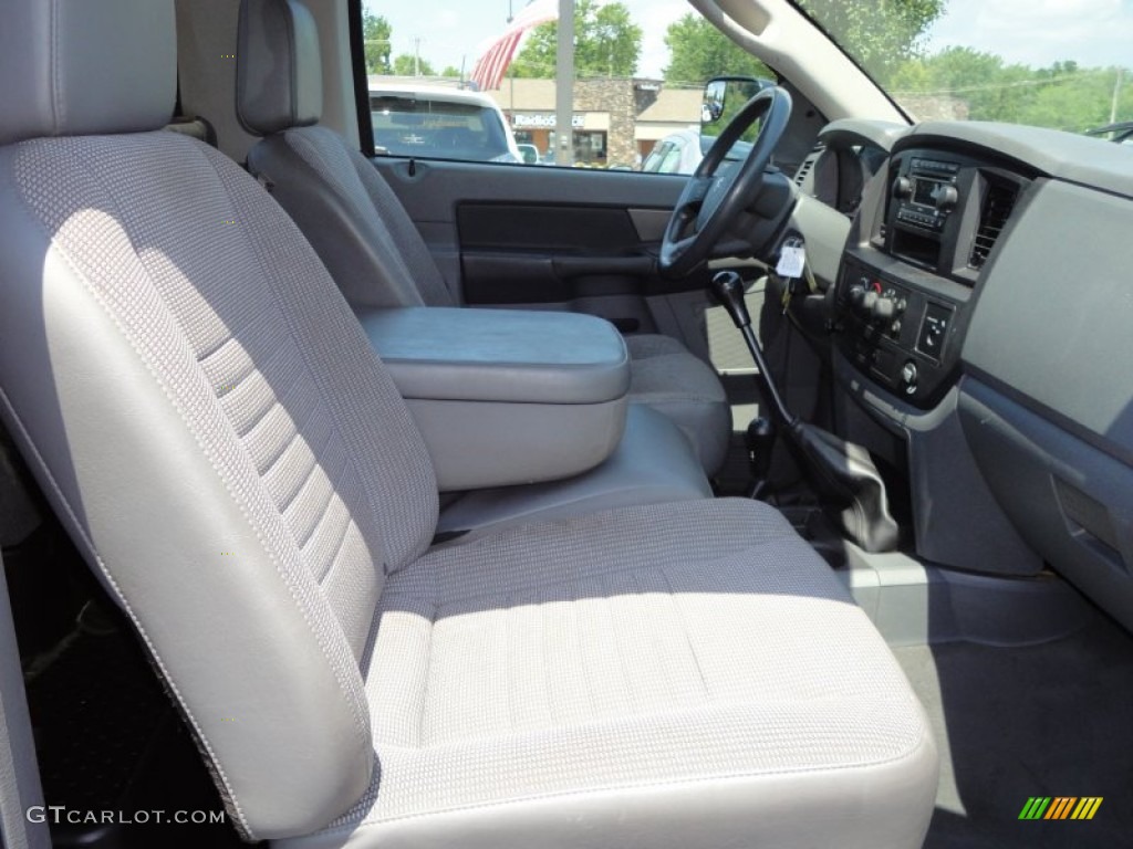 2008 Ram 2500 SXT Regular Cab 4x4 - Flame Red / Medium Slate Gray photo #19