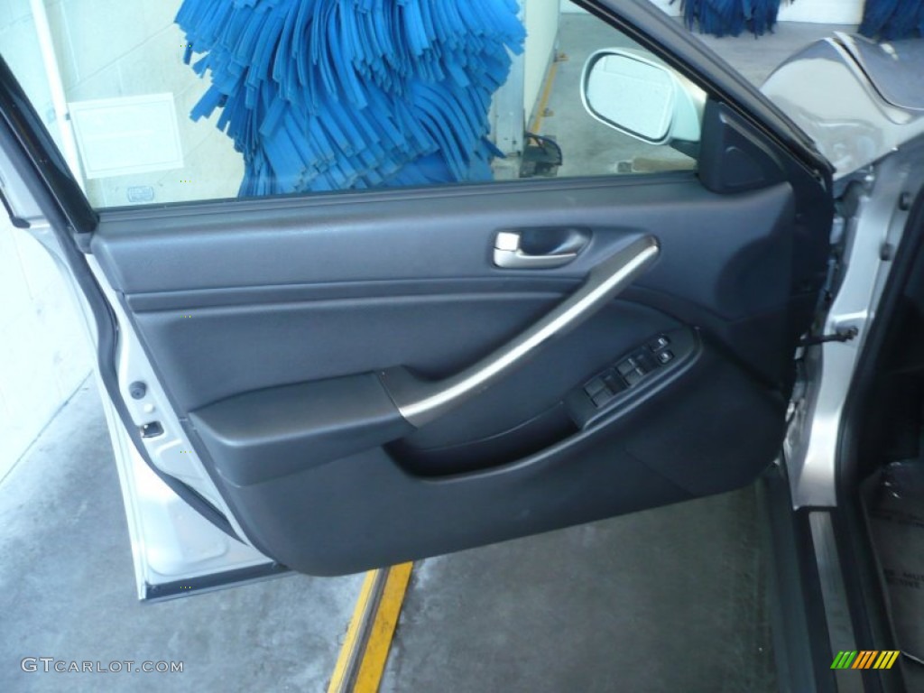 2003 Infiniti G 35 Sedan Graphite Door Panel Photo #52575656