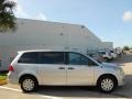 Mercury Silver Metallic 2011 Volkswagen Routan S Exterior