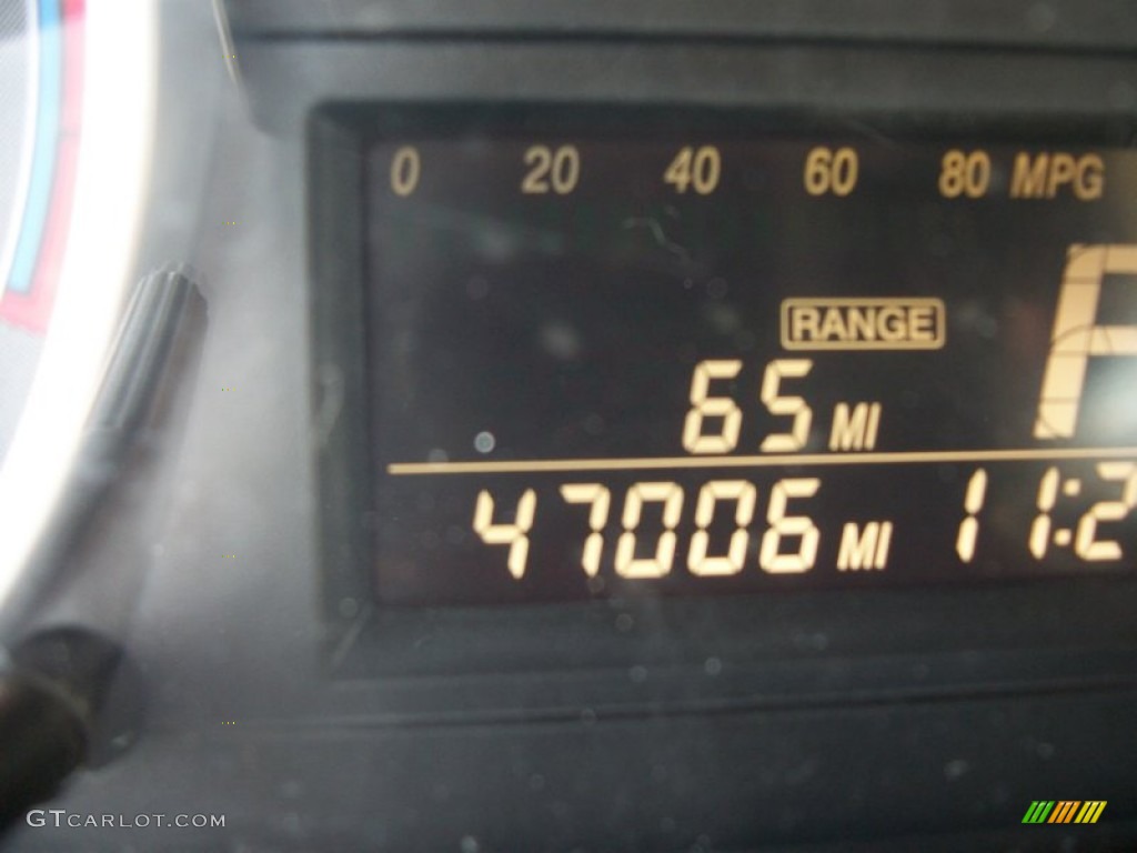 2010 SX4 Sedan LE - Deep Sea Blue Metallic / Beige photo #9