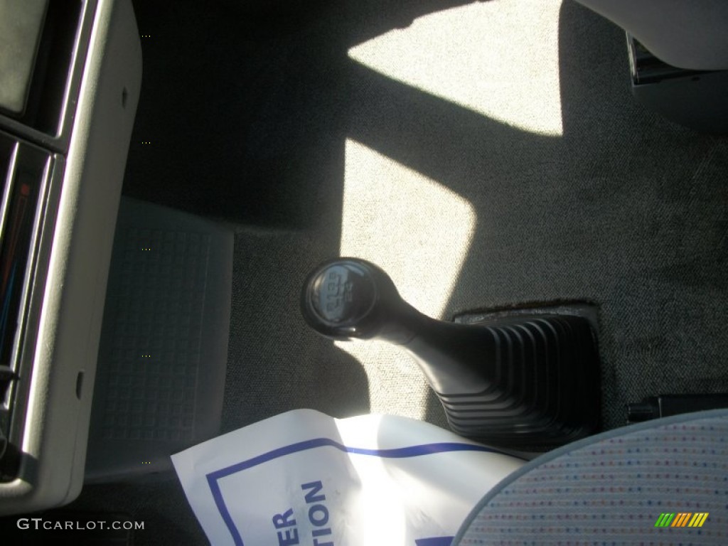 1993 Volkswagen Eurovan MV 5 Speed Manual Transmission Photo #52577450