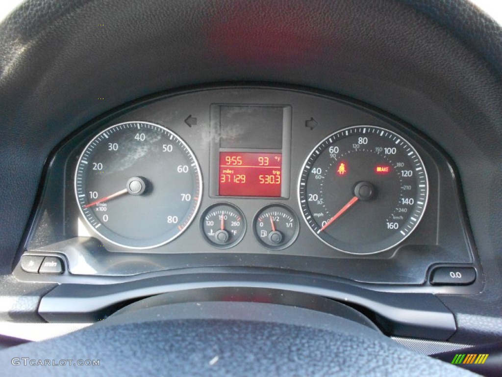 2009 Volkswagen Jetta S Sedan Gauges Photo #52577544