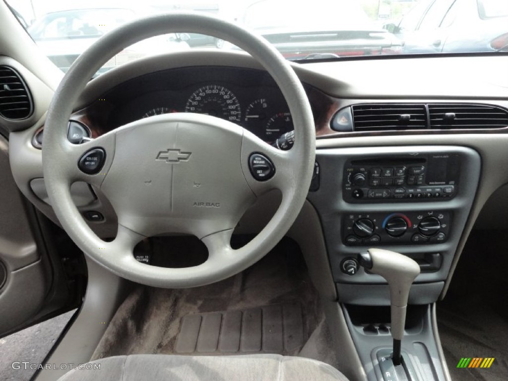 1999 Chevrolet Malibu Sedan Medium Oak Dashboard Photo #52578710