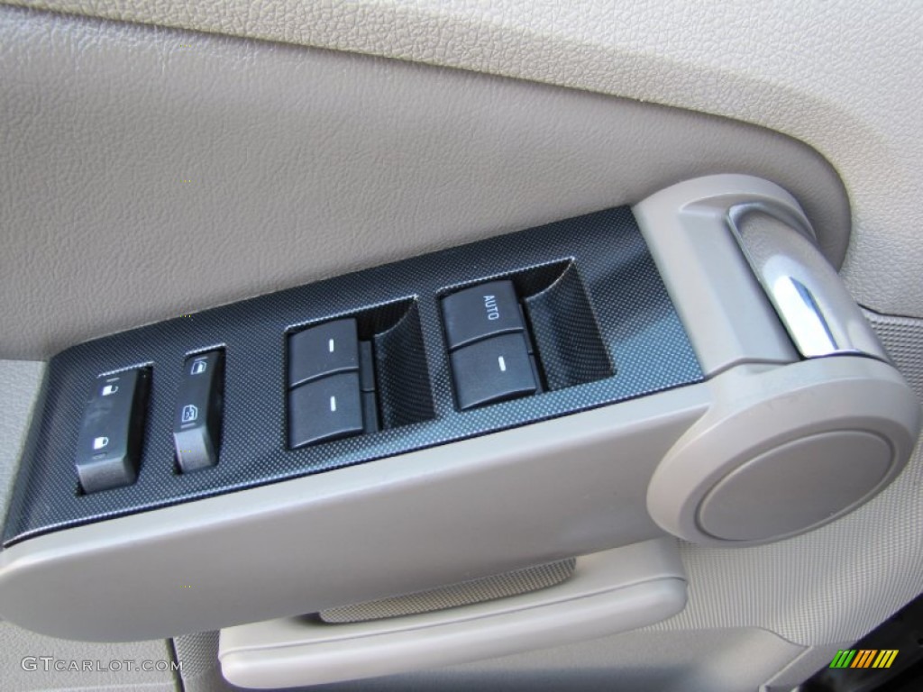 2007 Explorer XLT 4x4 - Black / Stone photo #9