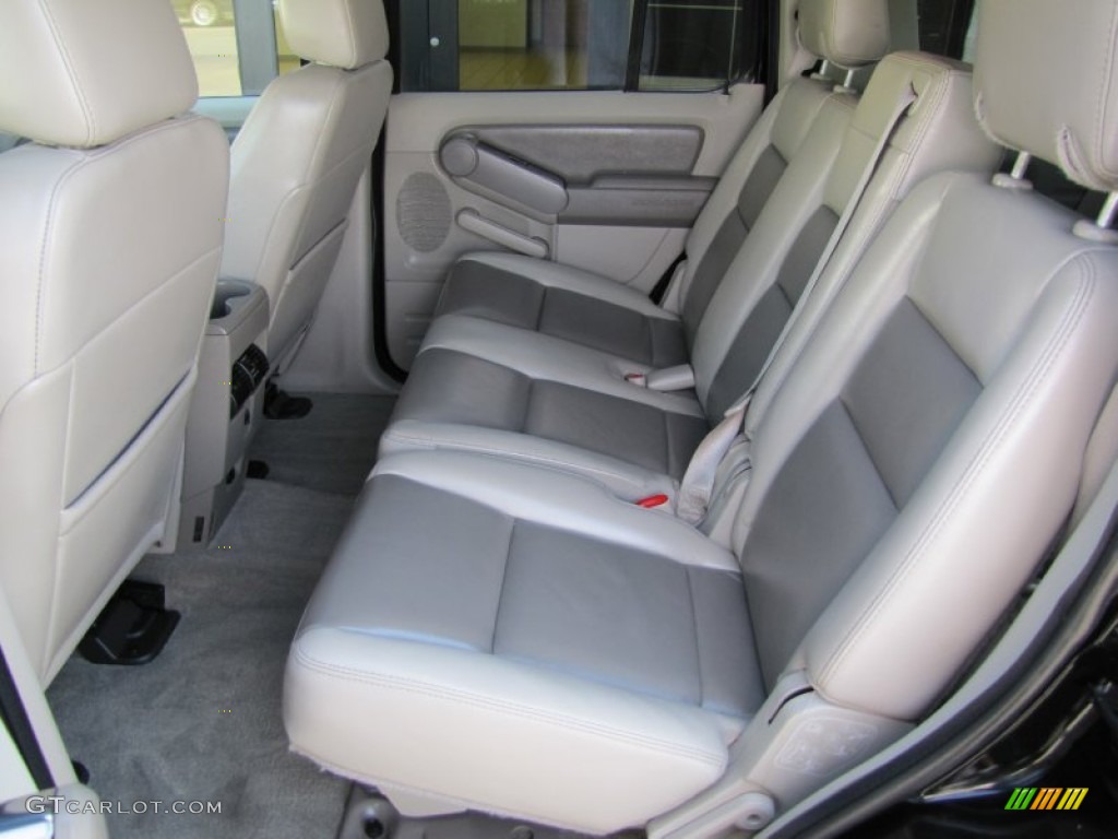 2007 Explorer XLT 4x4 - Black / Stone photo #22