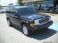Black Clearcoat - Commander Sport 4x4 Photo No. 1