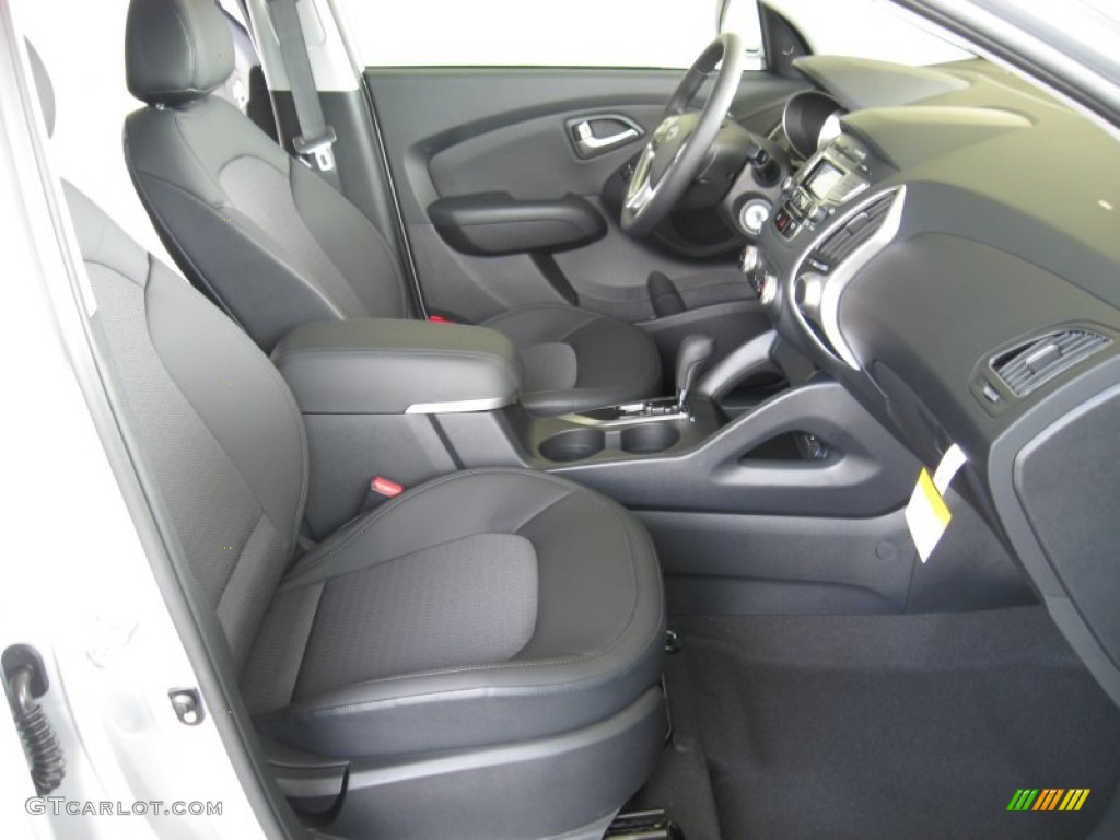 Black Interior 2012 Hyundai Tucson GLS Photo #52584233