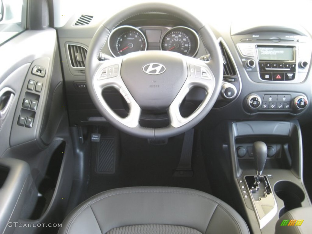 2012 Hyundai Tucson GLS Black Dashboard Photo #52584275
