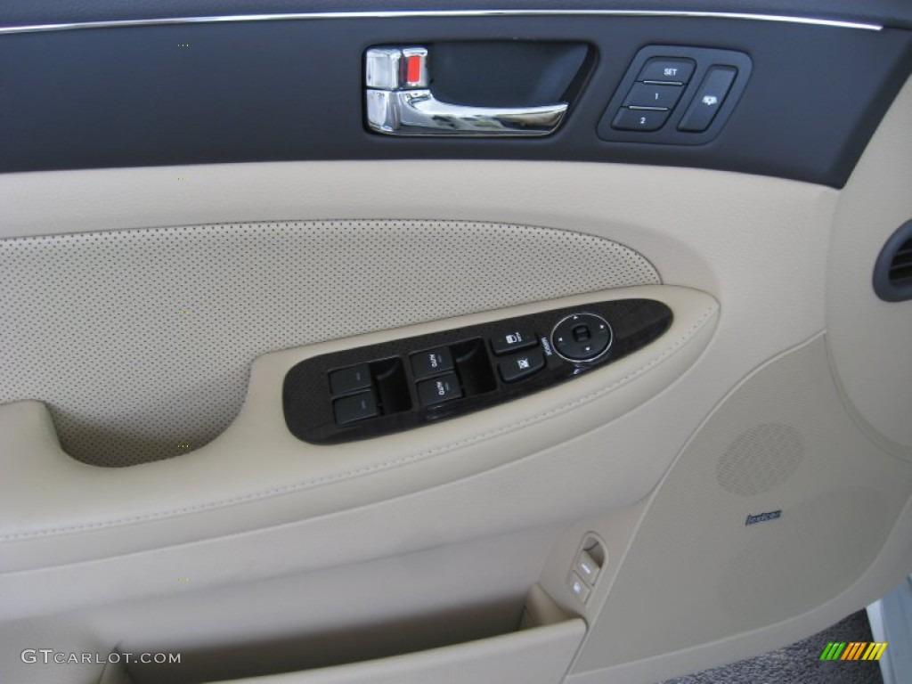 2011 Hyundai Genesis 4.6 Sedan Controls Photo #52585307