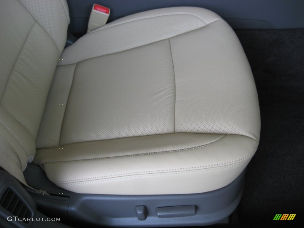 Cashmere Interior 2011 Hyundai Genesis 4.6 Sedan Photo #52585391