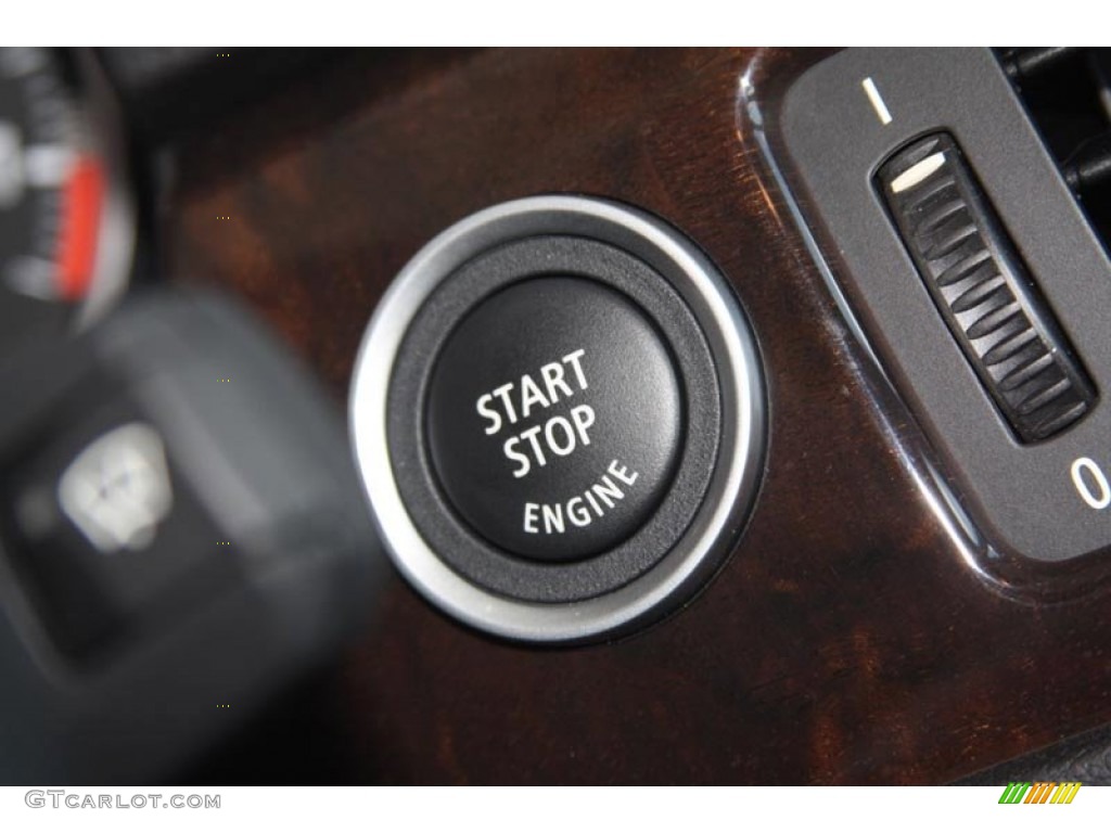 2011 3 Series 328i Sedan - Montego Blue Metallic / Oyster/Black Dakota Leather photo #19