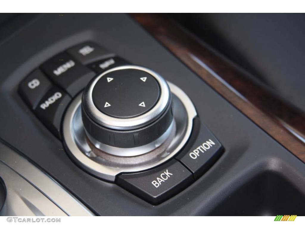 2012 BMW X5 xDrive35i Premium Controls Photo #52586654