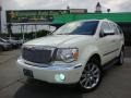 Cool Vanilla White - Aspen Limited HEMI 4WD Photo No. 1