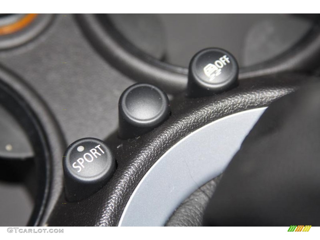 2012 Mini Cooper Hardtop Controls Photo #52587413