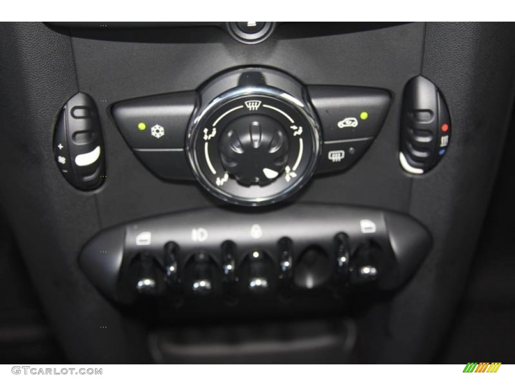 2012 Mini Cooper S Hardtop Controls Photo #52588088