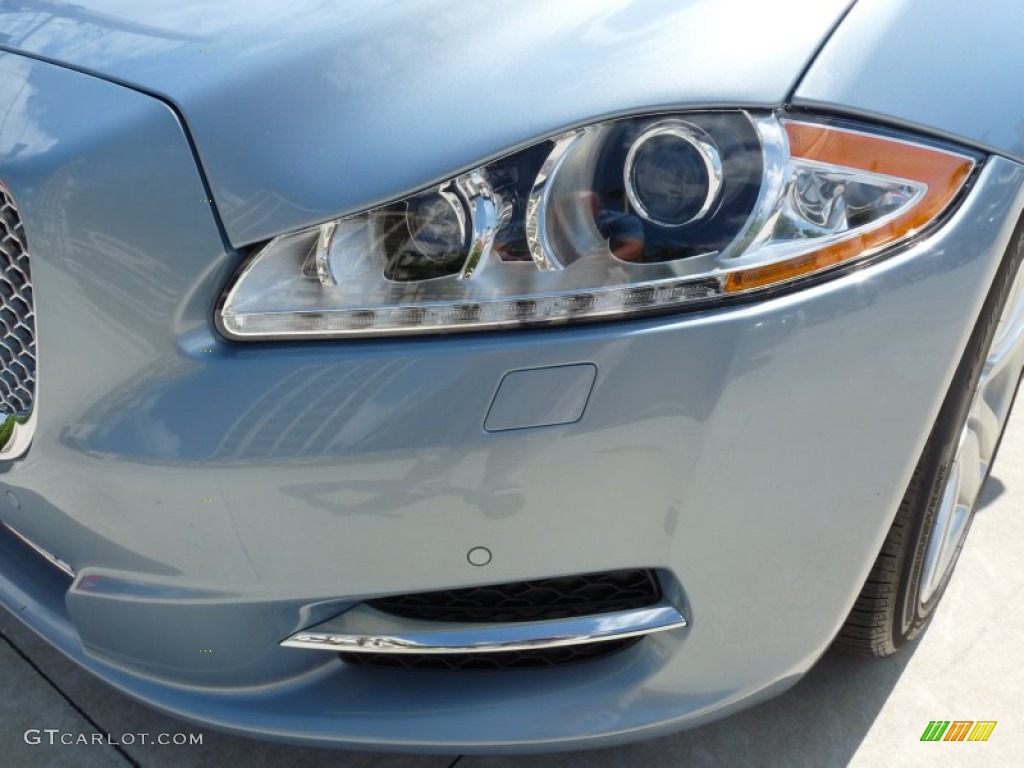2011 XJ XJL - Frost Blue Metallic / Jet Black/Ivory photo #11