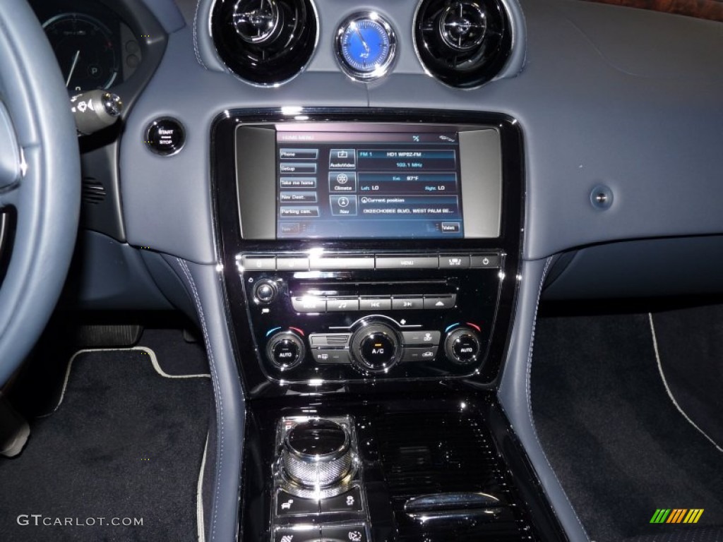 2011 XJ XJL - Frost Blue Metallic / Jet Black/Ivory photo #26