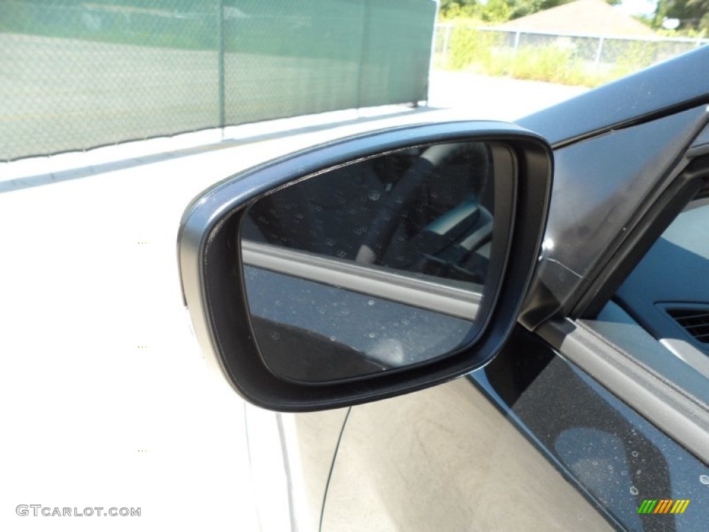 2012 Elantra Limited - Midnight Black / Gray photo #15