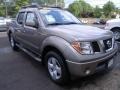 Granite Metallic 2005 Nissan Frontier LE Crew Cab 4x4