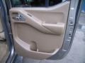 Granite Metallic - Frontier LE Crew Cab 4x4 Photo No. 17