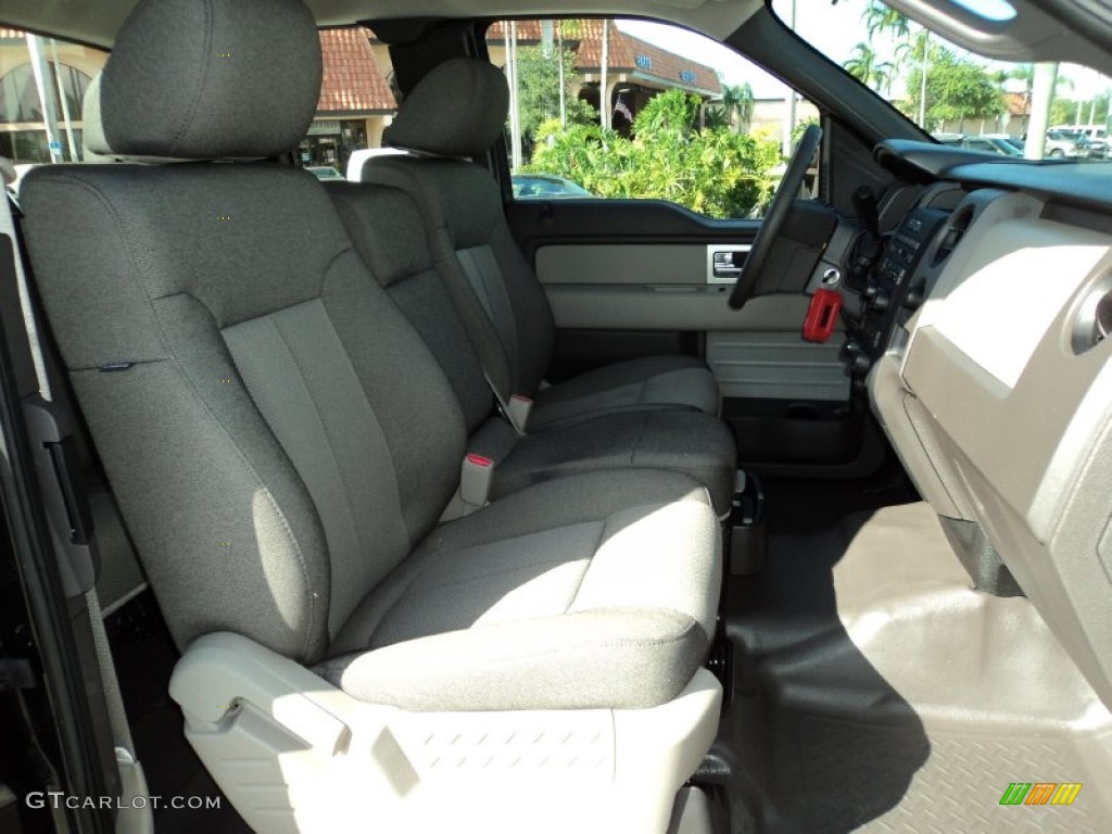 2010 F150 STX SuperCab - Tuxedo Black / Medium Stone photo #25