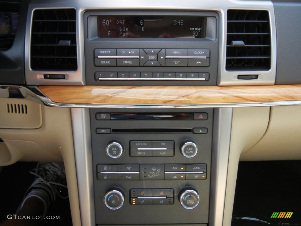 2012 Lincoln MKZ Hybrid Controls Photo #52593863