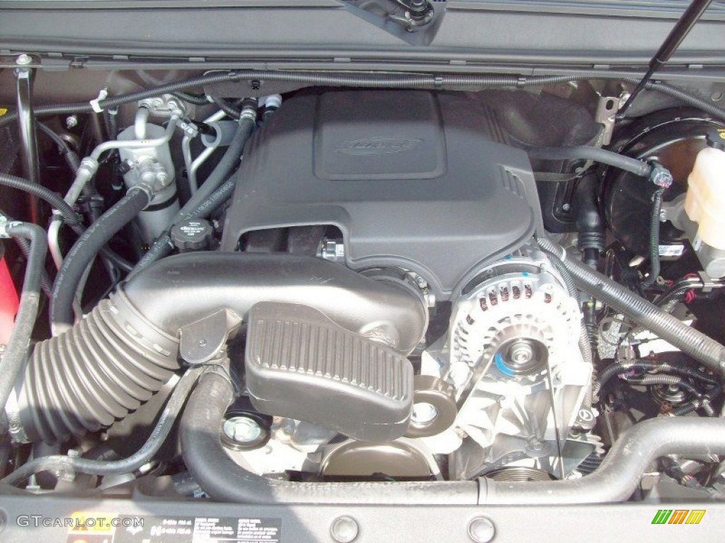 2011 Chevrolet Tahoe LS 4x4 Engine Photos