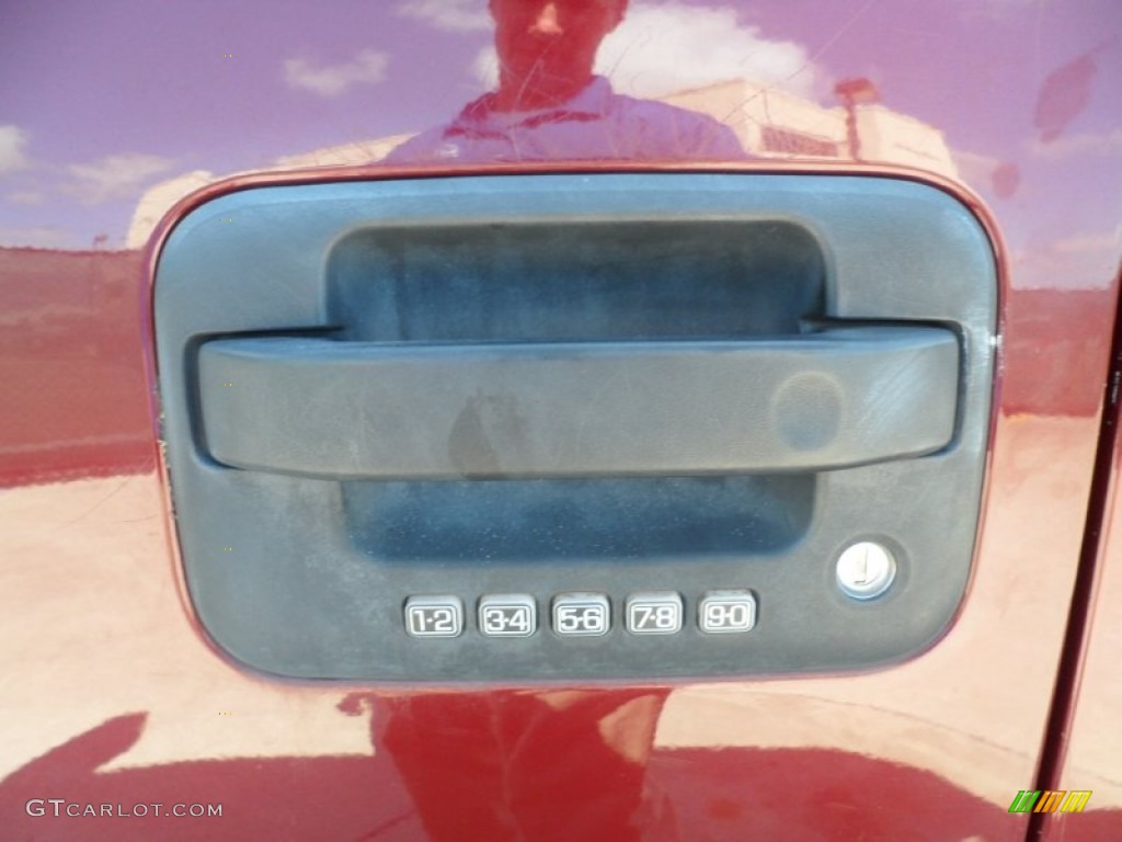 2006 F150 Lariat SuperCrew 4x4 - Dark Toreador Red Metallic / Black photo #27