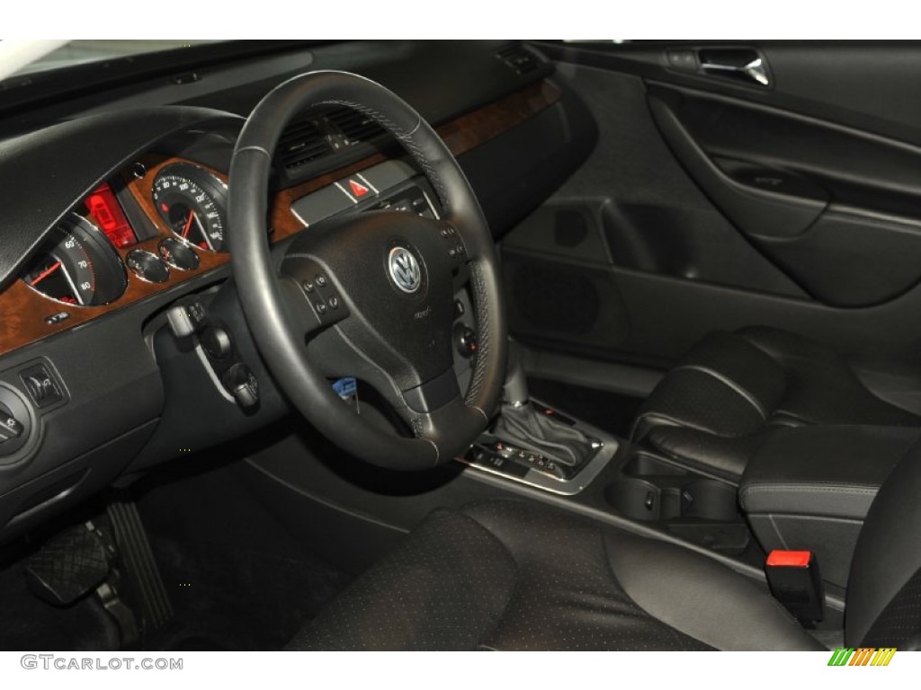 Black Interior 2008 Volkswagen Passat Lux Sedan Photo #52596416