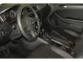 Black - Jetta SE Sedan Photo No. 12