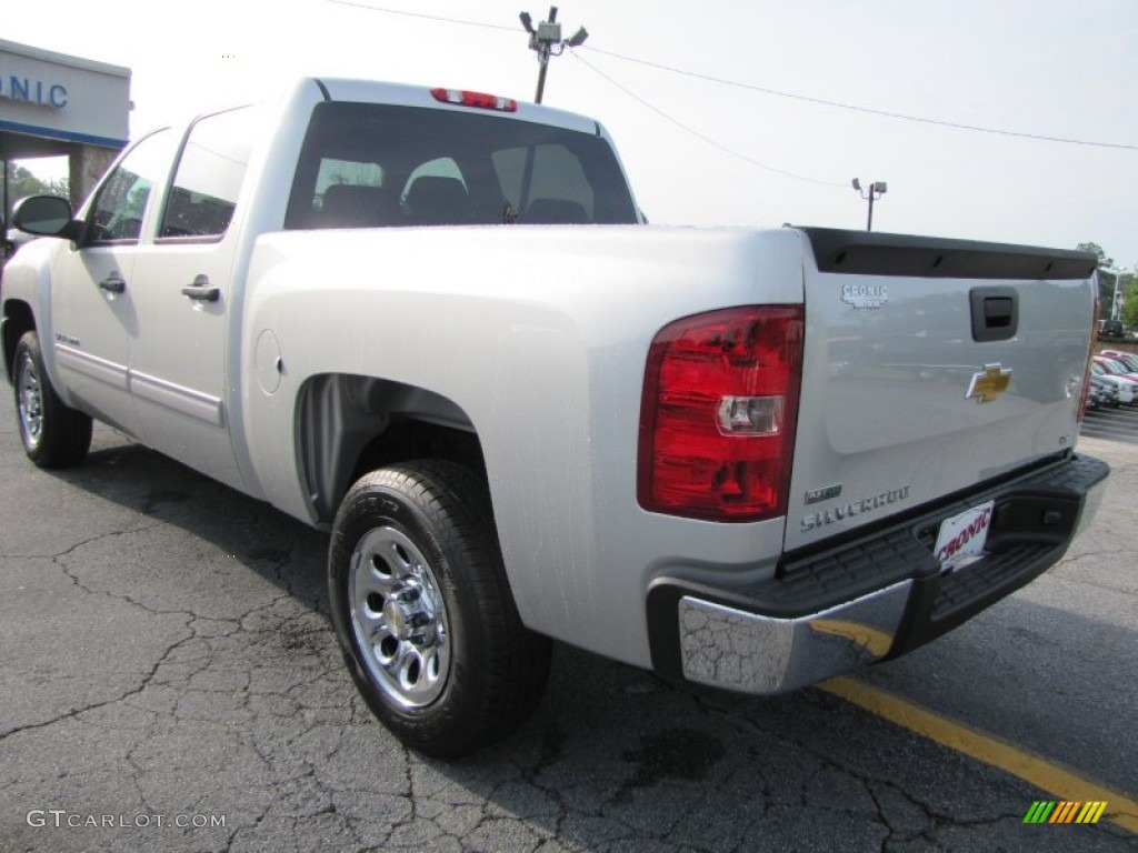 2011 Silverado 1500 LS Crew Cab - Sheer Silver Metallic / Dark Titanium photo #5