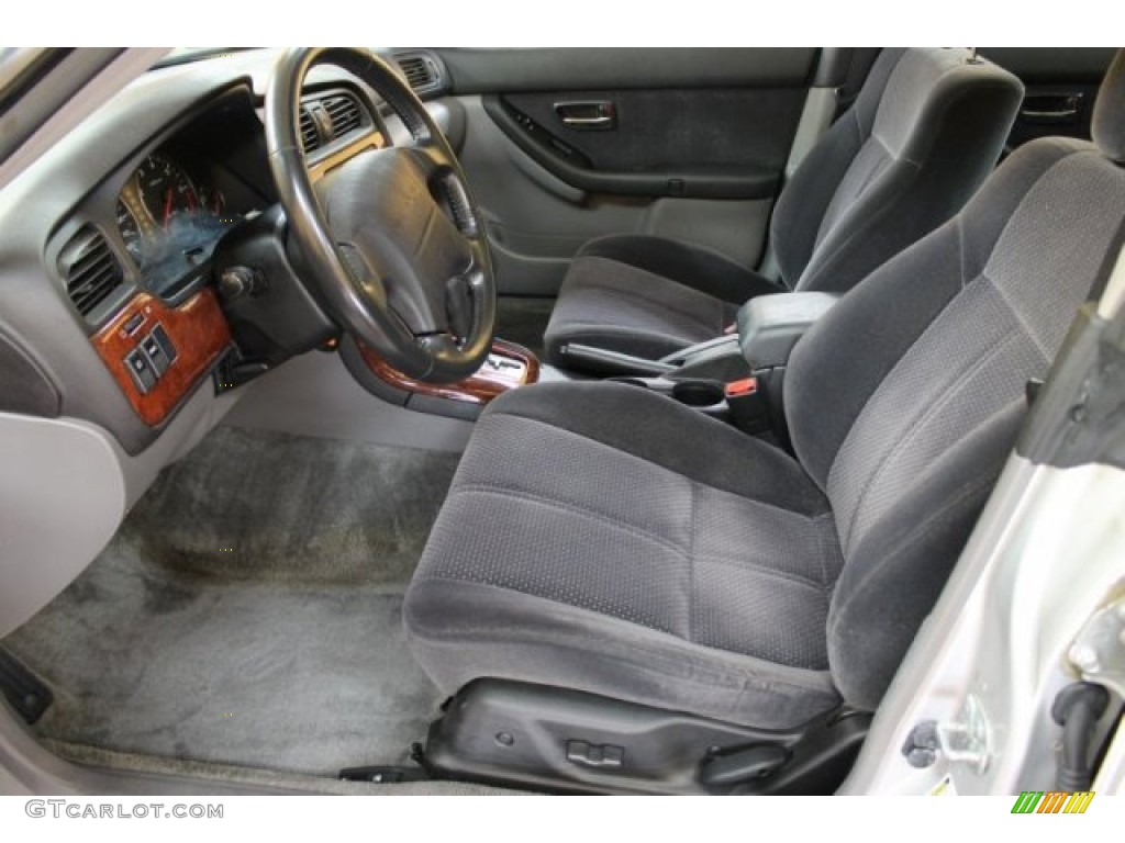 Gray Moquette Interior 2004 Subaru Legacy L Sedan Photo #52606595