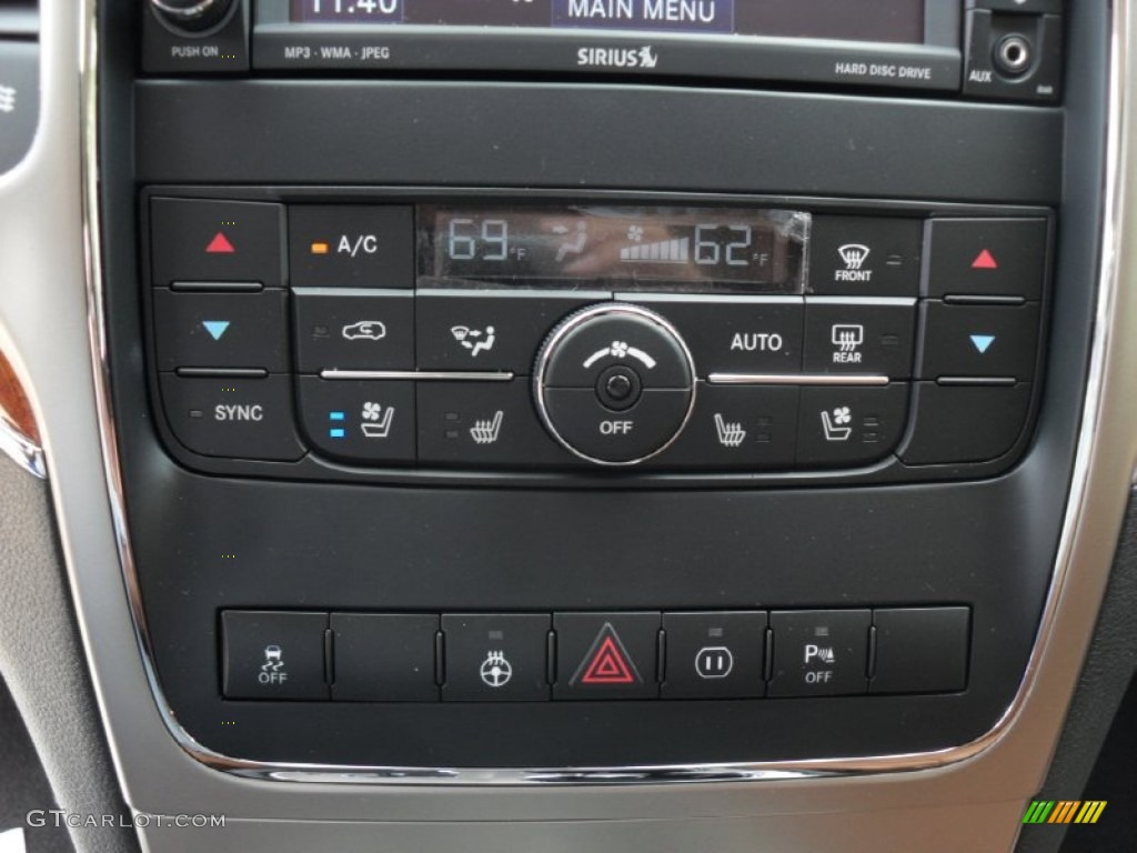 2011 Jeep Grand Cherokee Overland 4x4 Controls Photo #52611083