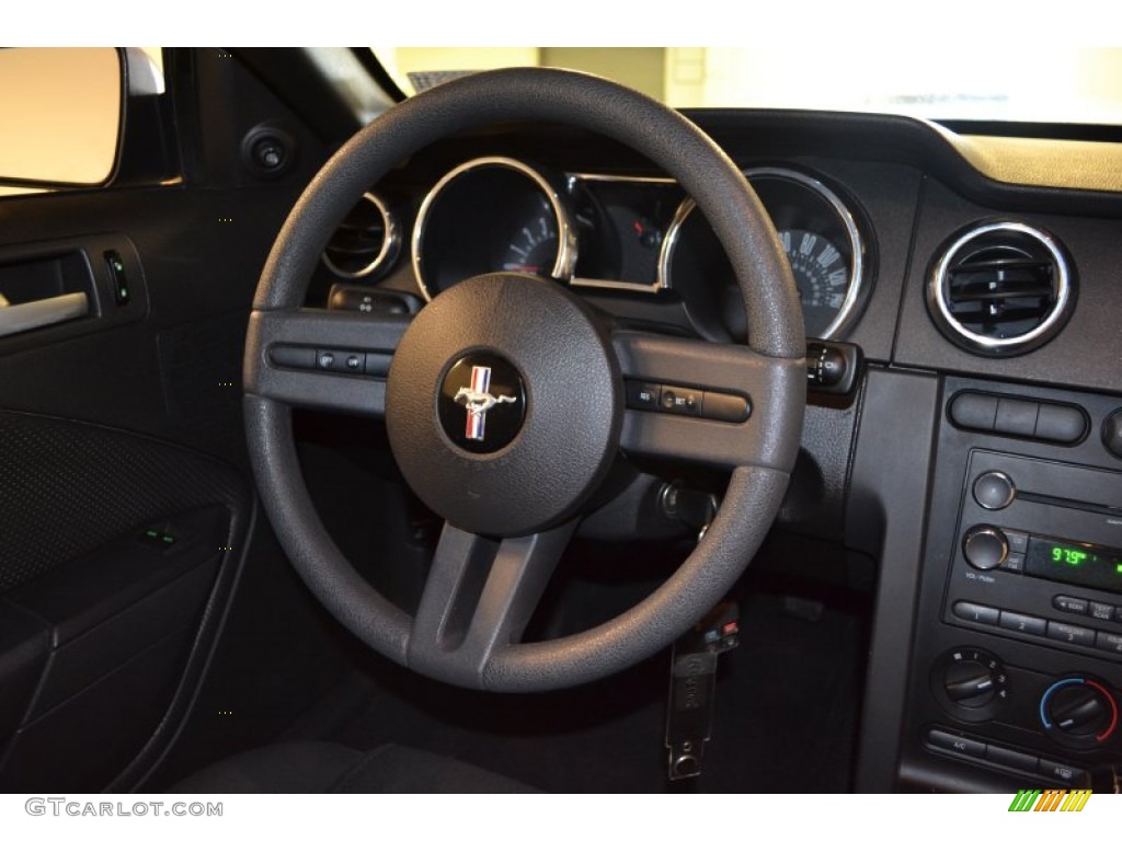 2009 Ford Mustang GT Coupe Dark Charcoal Steering Wheel Photo #52613072