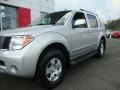 2007 Silver Lightning Nissan Pathfinder SE 4x4  photo #2