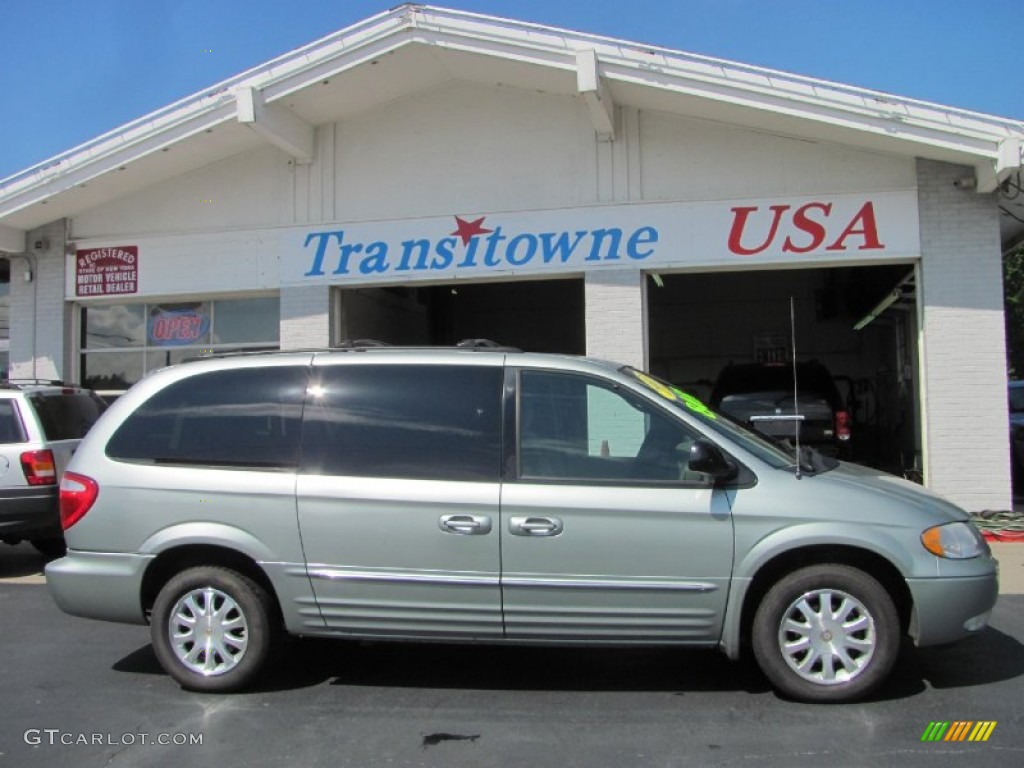 2003 Town & Country LXi - Satin Jade Pearl / Taupe photo #5