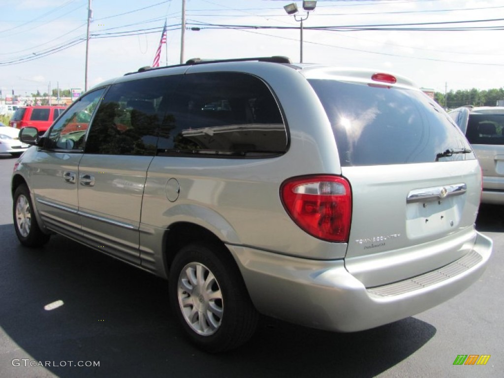 2003 Town & Country LXi - Satin Jade Pearl / Taupe photo #13