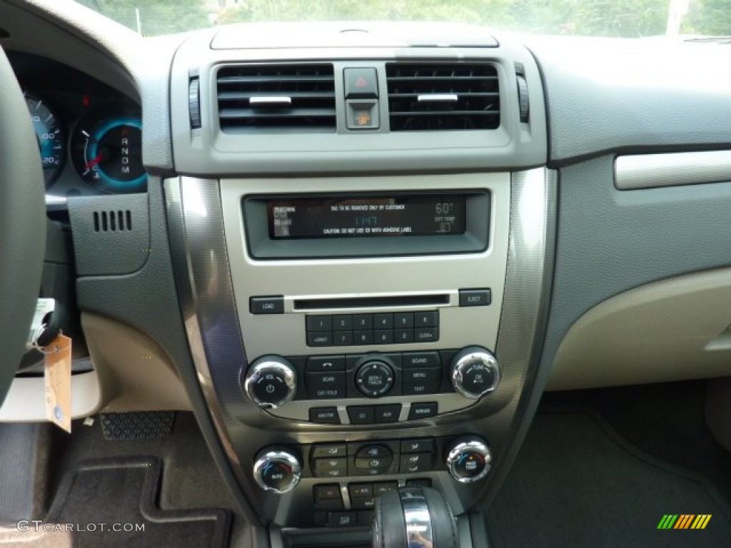 2012 Ford Fusion SEL V6 AWD Controls Photo #52616978