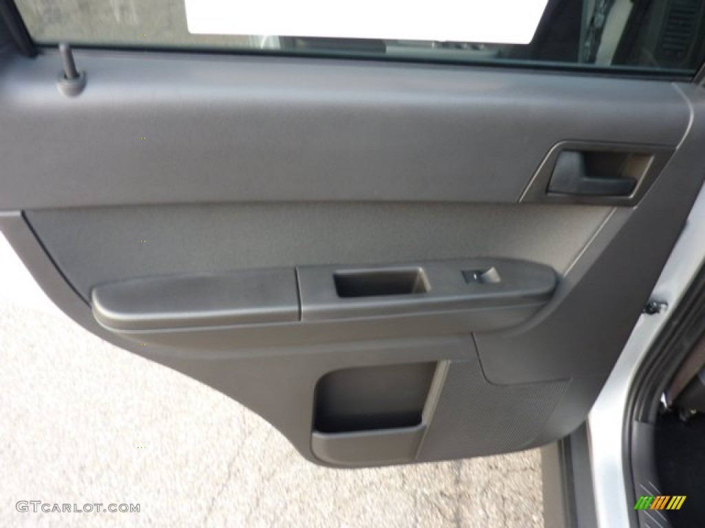 2012 Ford Escape XLT V6 4WD Charcoal Black Door Panel Photo #52619948