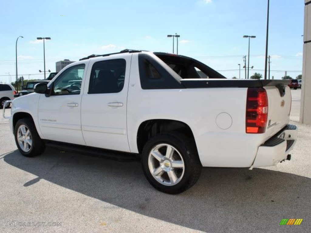 Summit White 2007 Chevrolet Avalanche LT 4WD Exterior Photo #52620338
