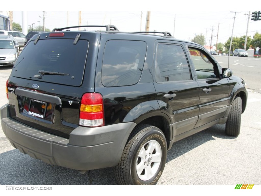 2006 Escape XLT V6 4WD - Black / Medium/Dark Flint photo #6